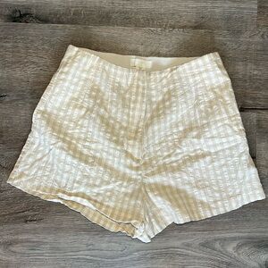 High-waisted linen shorts